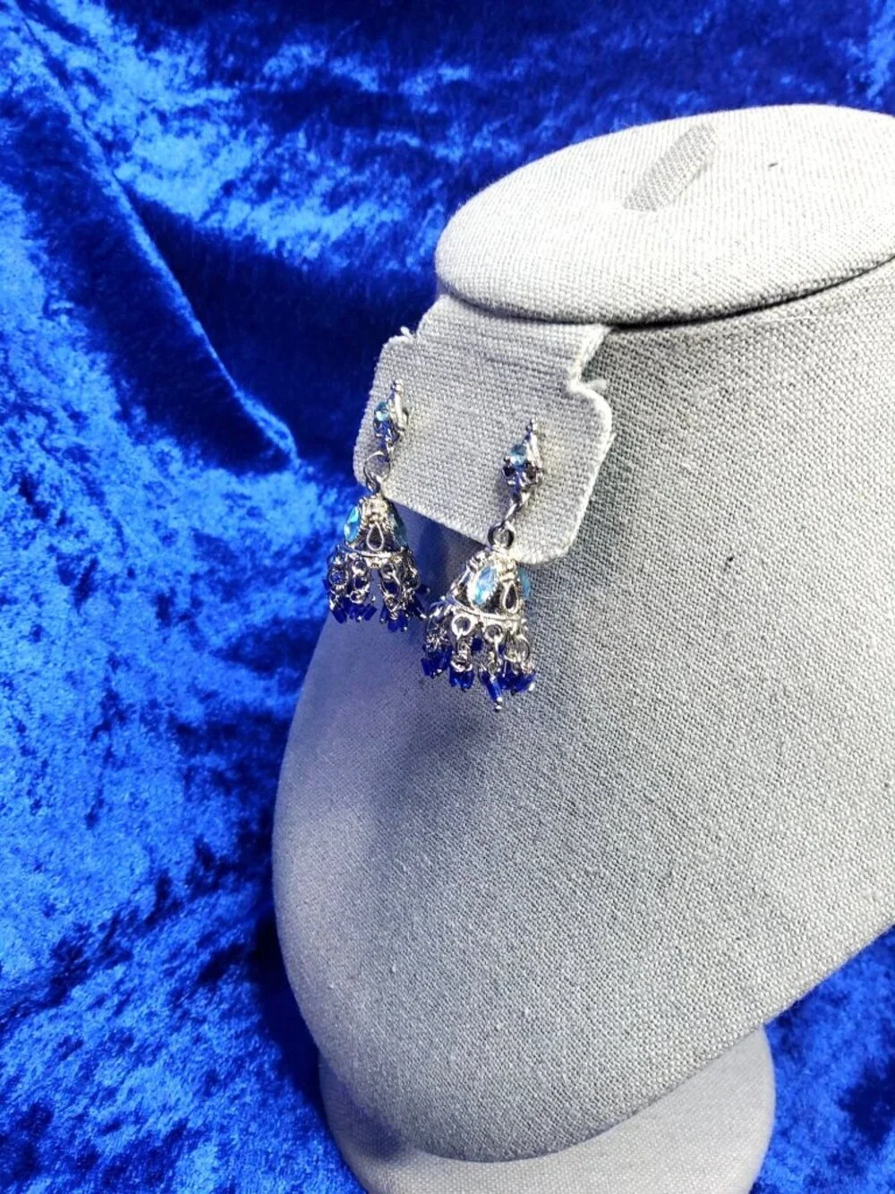 vintage silver tone hombre blues chrystals chandelier dangle earrings